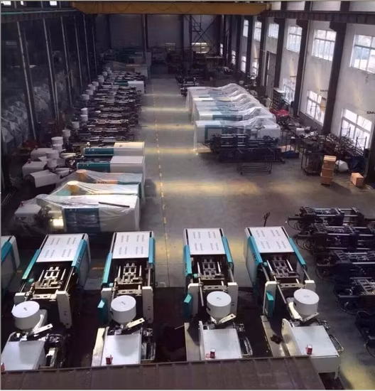 Fleurs en plastique artificielles faisant la machine et le moule de moulage par injection